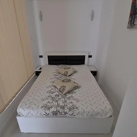 Apartament Plaja 2 아파트 Năvodari